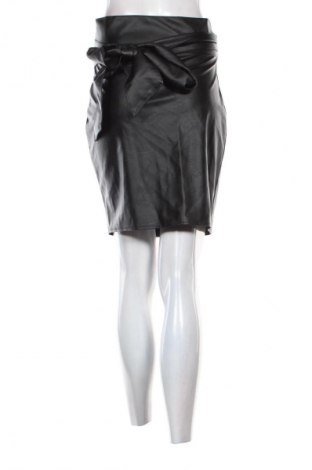 Пола Unbranded, Размер M, Цвят Черен, Цена 9,70 €