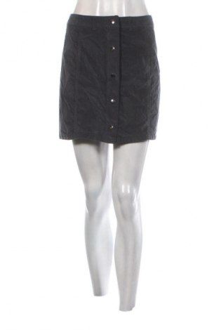 Пола VILA, Размер M, Цвят Сив, Цена 4,60 €