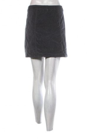 Пола VILA, Размер M, Цвят Сив, Цена 4,60 €