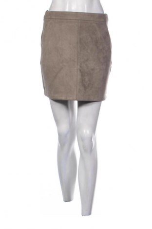 Пола Vero Moda, Размер M, Цвят Сив, Цена 4,09 €