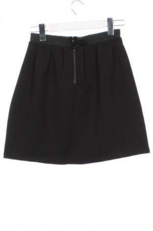 Szoknya Yfl Reserved, Méret XS, Szín Fekete, Ár 2 819 Ft