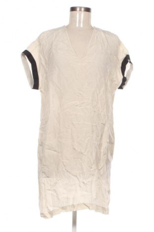 Ruha 8 PM, Méret L, Szín Bézs, Ár 27 453 Ft