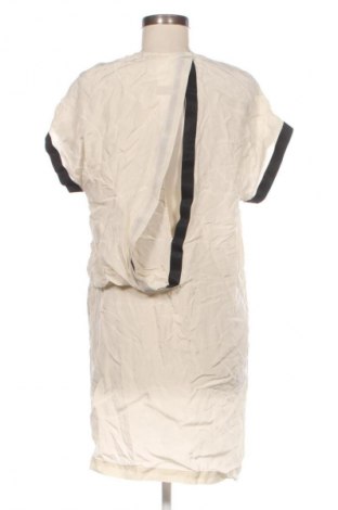 Ruha 8 PM, Méret L, Szín Bézs, Ár 27 453 Ft