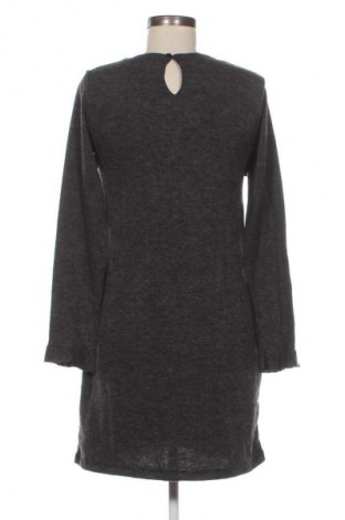 Kleid Akino Laude, Größe M, Farbe Grau, Preis € 19,99