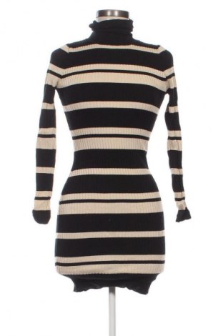 Ruha Ally, Méret M, Szín Sokszínű, Ár 2 389 Ft