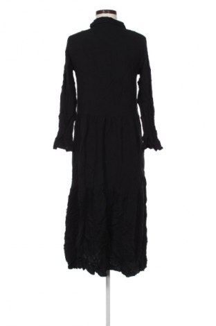 Ruha Amisu, Méret M, Szín Fekete, Ár 3 219 Ft