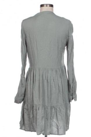 Рокля Amisu, Размер XS, Цвят Зелен, Цена 20,00 €