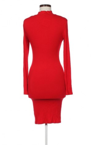 Ruha Amisu, Méret M, Szín Piros, Ár 3 939 Ft