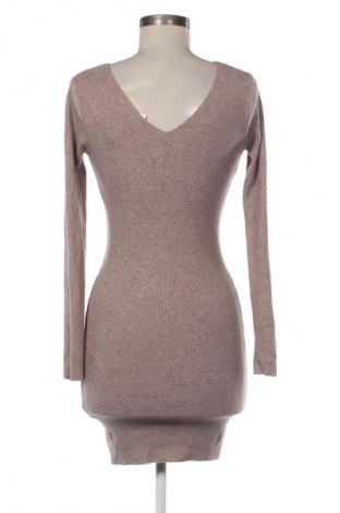 Ruha Belcci, Méret M, Szín Bézs, Ár 4 089 Ft