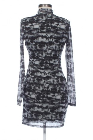 Kleid Bershka, Größe M, Farbe Mehrfarbig, Preis € 19,95