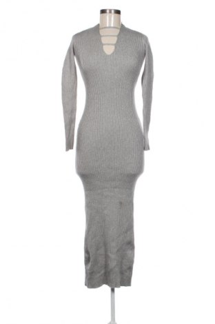 Kleid Bershka, Größe S, Farbe Grau, Preis € 11,99