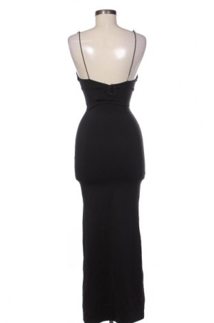 Рокля Bershka, Размер S, Цвят Черен, Цена 20,00 €