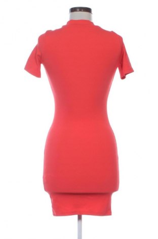 Šaty  Bershka, Velikost XS, Barva Červená, Cena  567,00 Kč