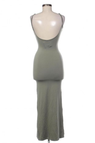 Рокля Bershka, Размер XS, Цвят Зелен, Цена 10,22 €