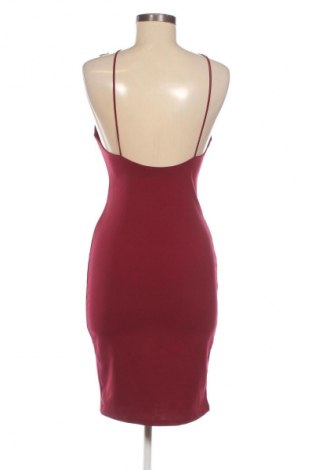 Sukienka Bik Bok, Rozmiar S, Kolor Czerwony, Cena 200,42 zł