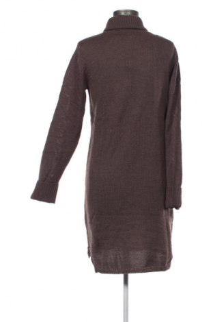 Ruha Capture, Méret M, Szín Barna, Ár 8 049 Ft
