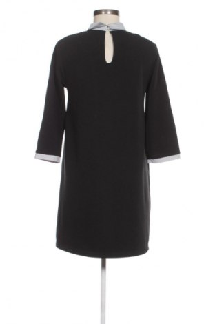 Ruha Clockhouse, Méret L, Szín Fekete, Ár 3 169 Ft