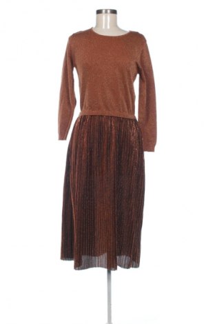 Рокля Cmp 55, Размер S, Цвят Кафяв, Цена 132,12 €