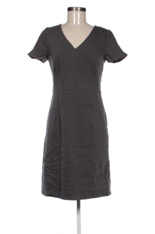 Ruha Comma,, Méret M, Szín Szürke, Ár 17 355 Ft