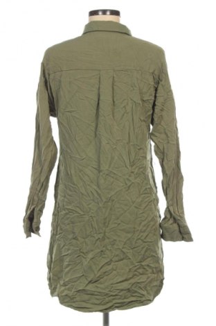 Рокля Cropp, Размер M, Цвят Зелен, Цена 11,24 €