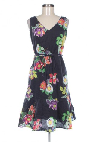 Рокля Dika, Размер L, Цвят Многоцветен, Цена 25,00 €