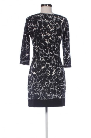 Рокля F&F, Размер S, Цвят Многоцветен, Цена 19,94 €