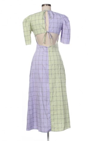 Sukienka Fashion Union, Rozmiar M, Kolor Kolorowy, Cena 133,96 zł