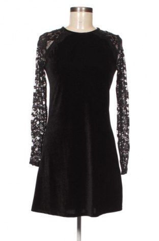 Sukienka Fb Sister, Rozmiar S, Kolor Czarny, Cena 23,99 zł