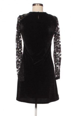 Sukienka Fb Sister, Rozmiar S, Kolor Czarny, Cena 23,99 zł