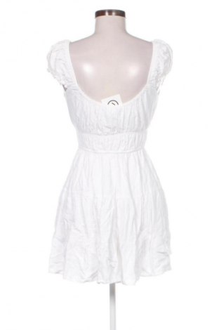 Sukienka Fb Sister, Rozmiar S, Kolor Biały, Cena 107,17 zł