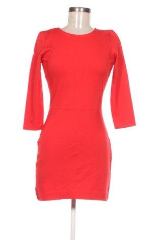 Sukienka Filippa K, Rozmiar S, Kolor Czerwony, Cena 562,64 zł