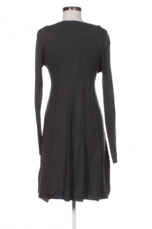 Ruha Fransa, Méret L, Szín Szürke, Ár 10 331 Ft