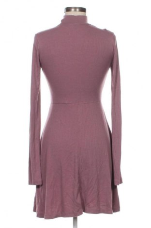 Kleid Friends, Größe XS, Farbe Lila, Preis € 25,00