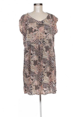 Ruha Geena, Méret M, Szín Sokszínű, Ár 8 264 Ft