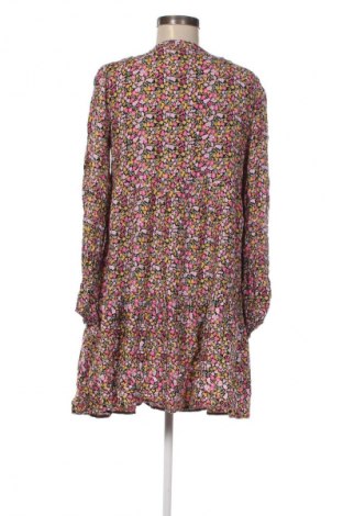 Kleid George, Größe M, Farbe Mehrfarbig, Preis € 8,99