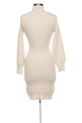 Ruha Guess, Méret S, Szín Ekrü
, Ár 19 779 Ft