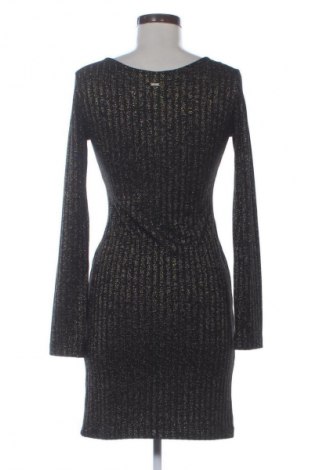 Рокля Guess, Размер M, Цвят Многоцветен, Цена 49,00 €