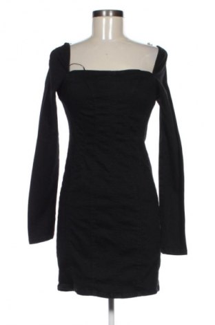 Šaty  Guess, Veľkosť M, Farba Čierna, Cena  58,95 €