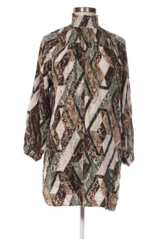 Рокля H&M, Размер XS, Цвят Многоцветен, Цена 5,62 €