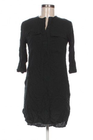 Рокля H&M, Размер XS, Цвят Зелен, Цена 20,00 €
