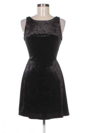 Kleid H&M Divided, Größe S, Farbe Schwarz, Preis € 5,99