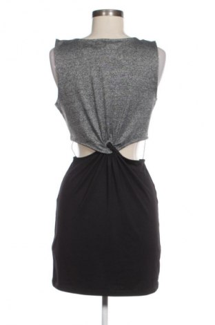 Šaty  H&M Divided, Veľkosť M, Farba Viacfarebná, Cena  20,00 €