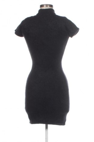 Рокля H&M Divided, Размер XS, Цвят Черен, Цена 4,60 €