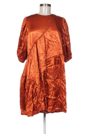 Kleid Iris, Größe M, Farbe Braun, Preis € 20,00