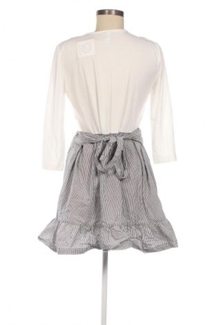 Ruha Jdy, Méret M, Szín Sokszínű, Ár 8 264 Ft