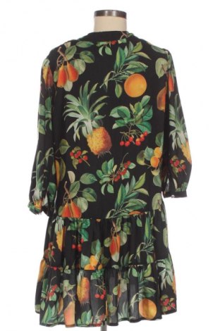 Šaty  Karavan, Velikost M, Barva Vícebarevné, Cena  2 276,00 Kč