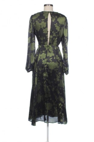 Рокля Mango, Размер S, Цвят Многоцветен, Цена 20,96 €