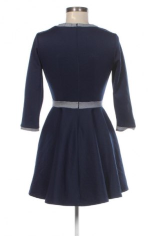 Sukienka Moe, Rozmiar S, Kolor Niebieski, Cena 38,99 zł