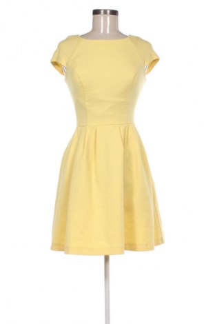 Šaty  Mohito, Velikost S, Barva Žlutá, Cena  565,00 Kč