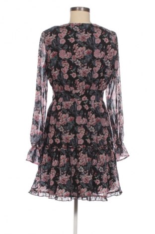 Рокля Mohito, Размер S, Цвят Многоцветен, Цена 19,94 €